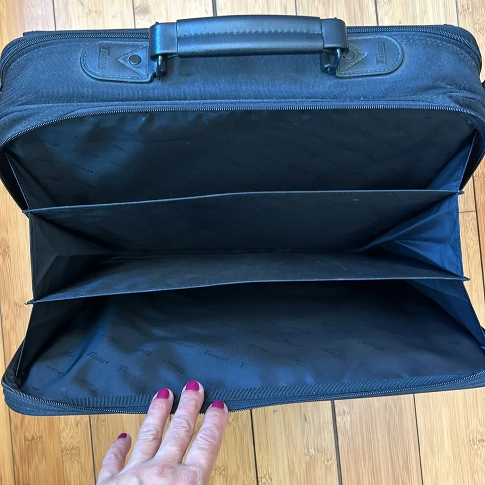 Targus Black Laptop Bag